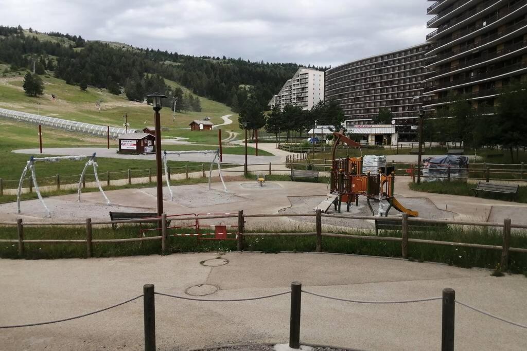 Studio à la montagne vue imprenable sur la vallee Le Devoluy Exterior foto
